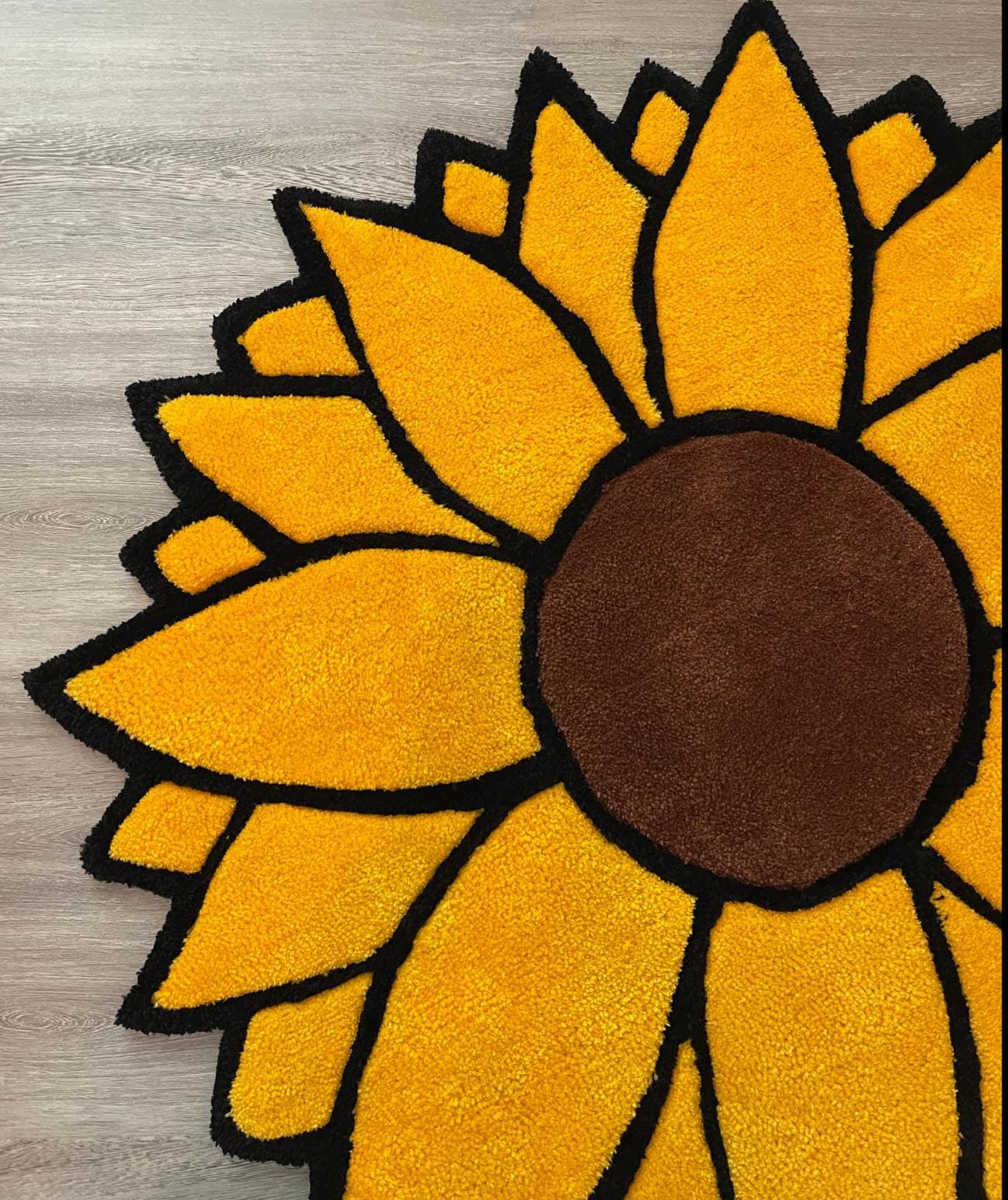 Handmade Sunflower Tufted Rug – 45” Vibrant Floral Accent
