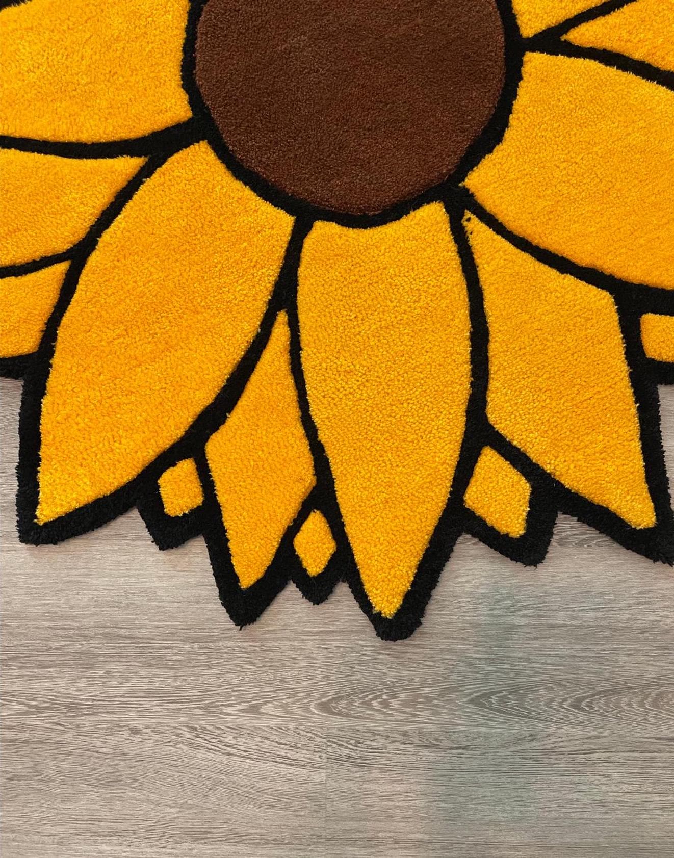 Handmade Sunflower Tufted Rug – 45” Vibrant Floral Accent