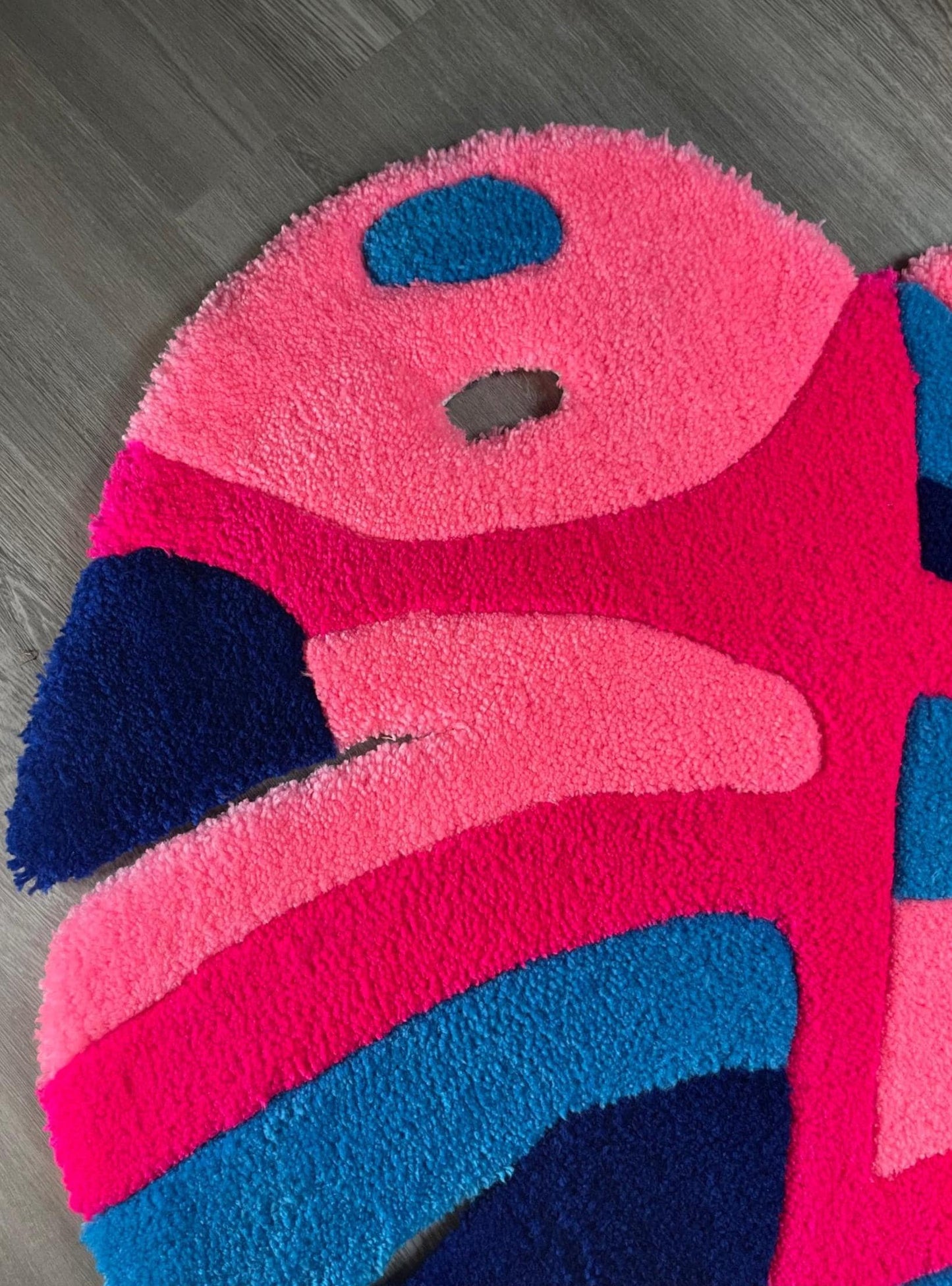 Groovy Monstera Tufted Rug | Funky Leaf Shaped Area Rug | 45” Handmade Acrylic Rug | Boho Colorful Home Decor | Texas Veteran Made