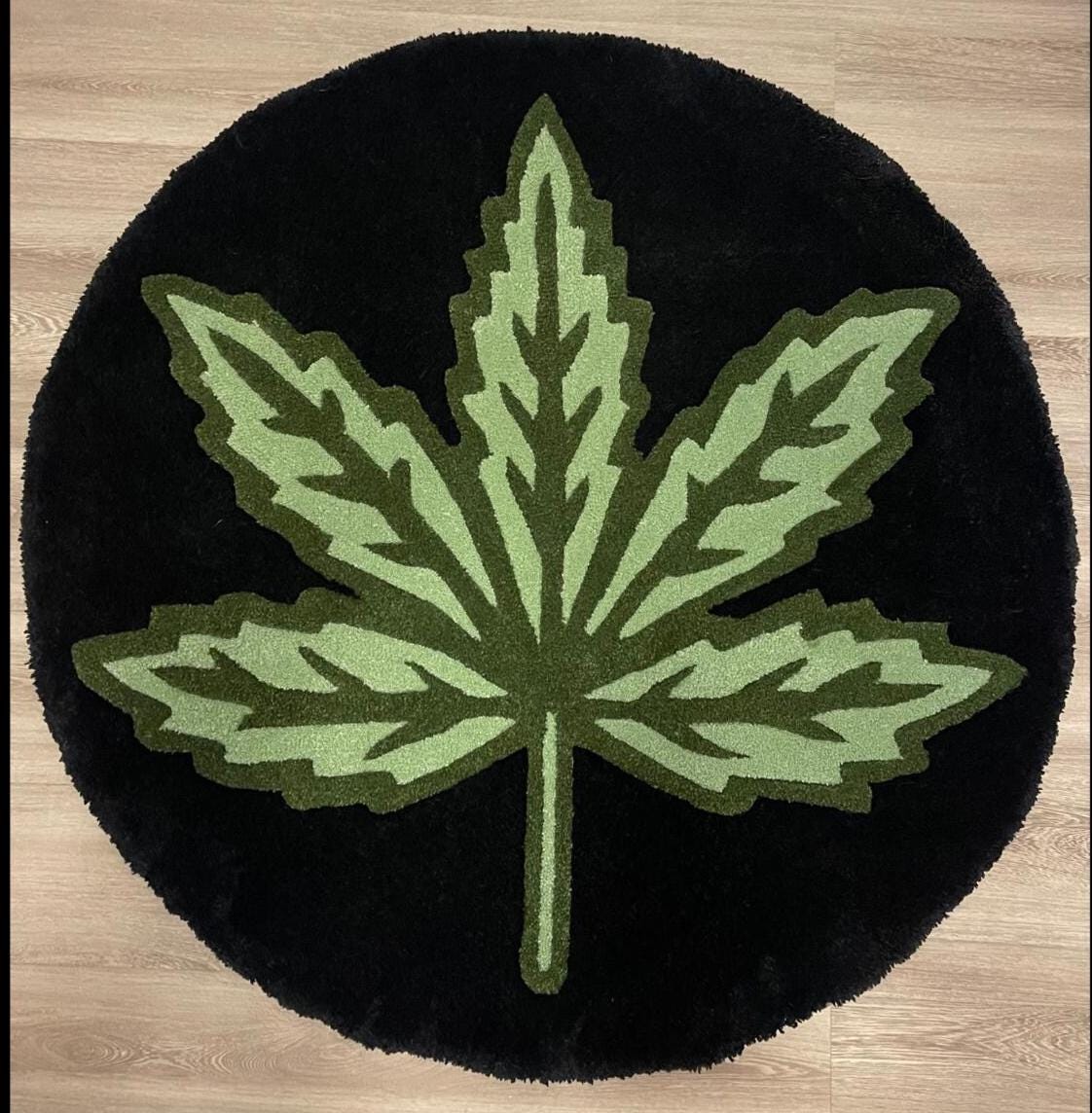 420 VIBES Tufted Rug – Big Leaf Energy for Your Chill Zone